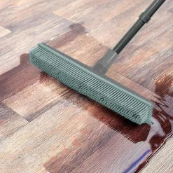 Clearance SIMPLY Balai coiffeur en silicone