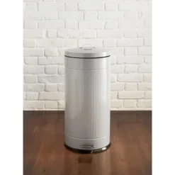 Best HOME ESSENTIALS Poubelle a pedale 30 l nervure